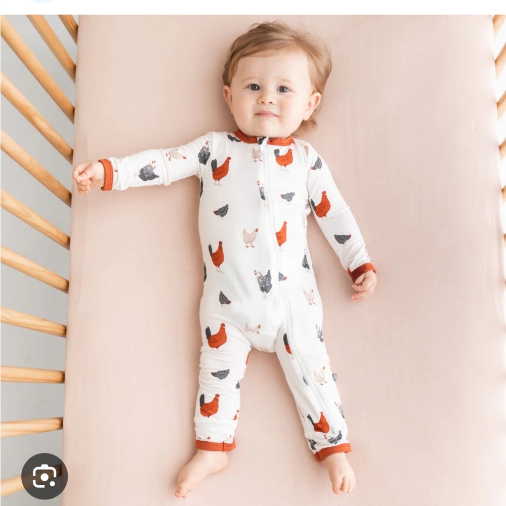 Kyte baby chicken footies 6-12 months